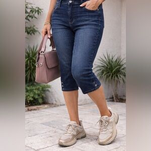 New Shu Shop Paula Low Top Sneaker Gold Distressed Size 8 Fits Like 7.5 …